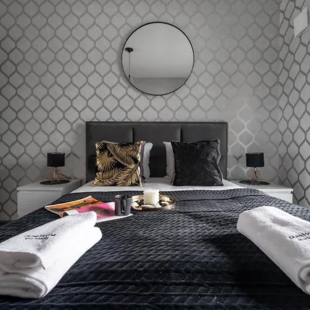 Lägenhet Pure Premium - Free Parking & Ac Wrocław