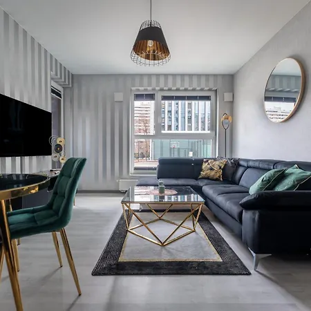 Pure Home Premium Apartments - Parking Free *