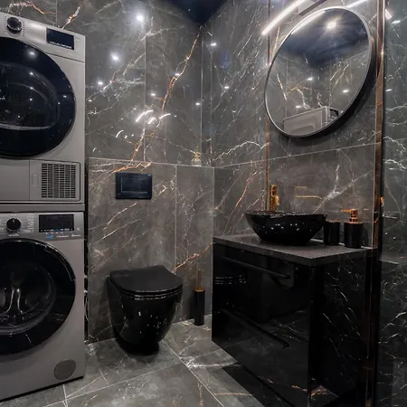 Pure Premium - Free Parking & Ac Lägenhet