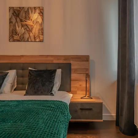 Pure Home Premium Apartments - Parking Free Apartmán