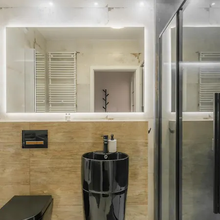 Pure Premium - Free Parking & Ac Lägenhet Wrocław