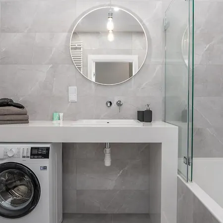 Pure Premium - Free Parking & Ac * Wrocław