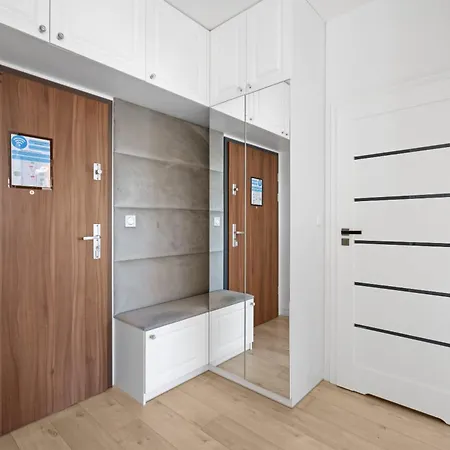 Pure Premium - Free Parking & Ac Lägenhet Wrocław