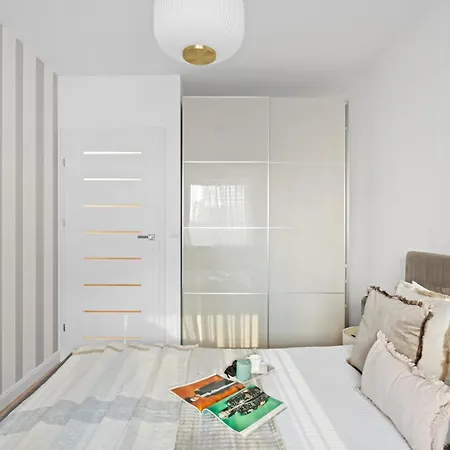 Lägenhet Pure Premium - Free Parking & Ac Wrocław