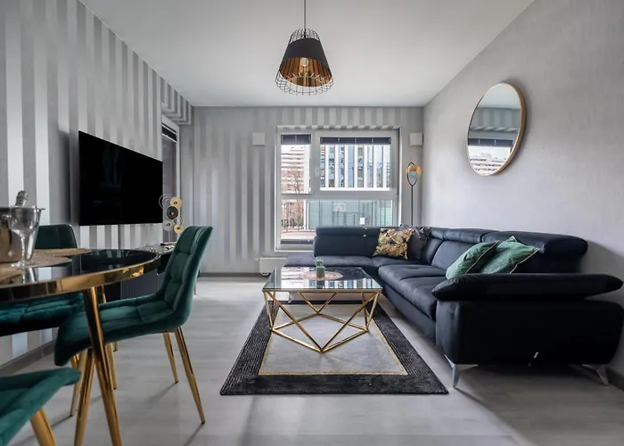 Pure Premium - Free Parking & Ac *