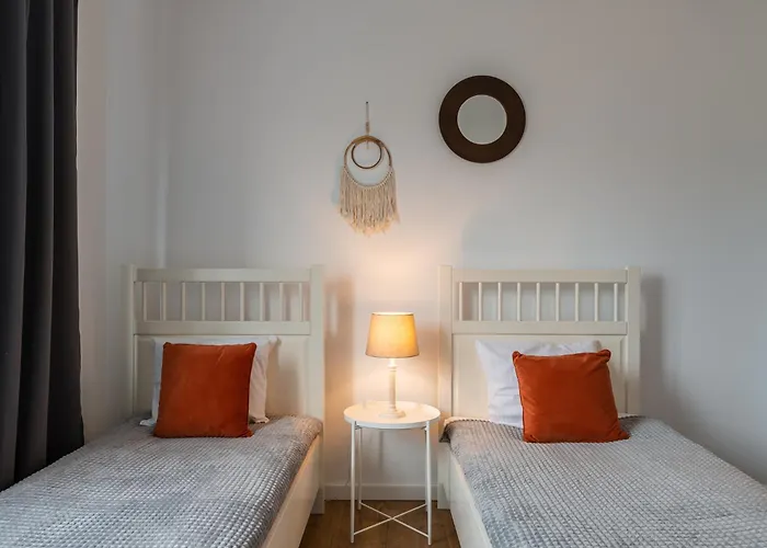 Pure Premium - Free Parking & Ac