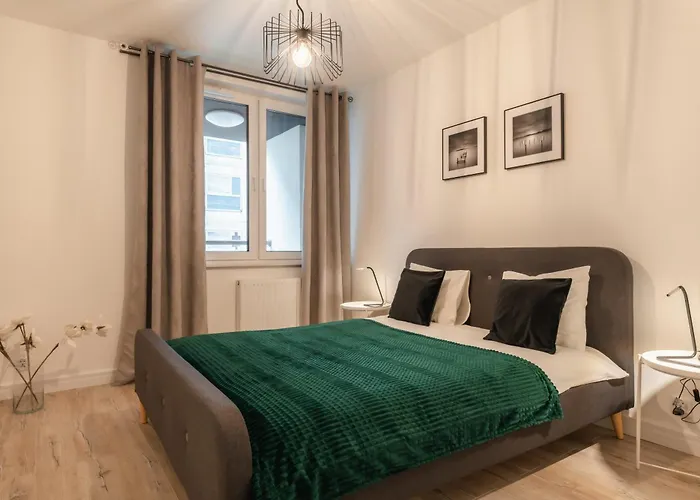 Pure Premium - Free Parking & Ac * Breslavia