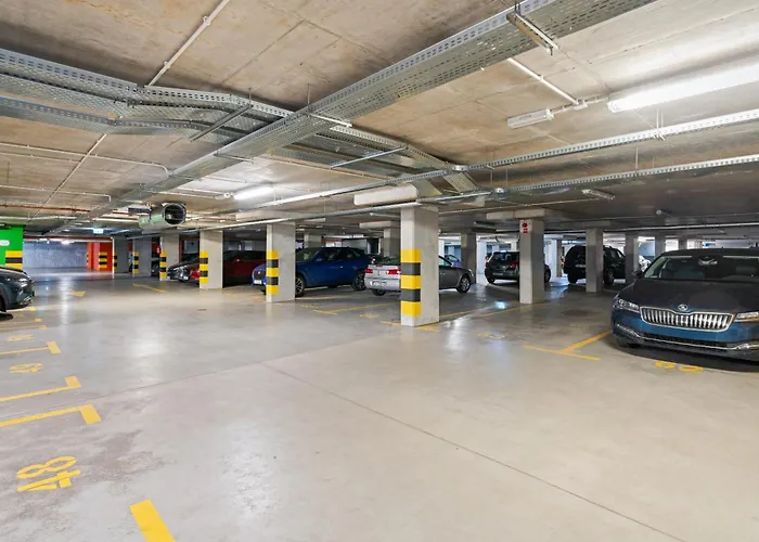 Pure Premium - Free Parking & Ac * Breslavia