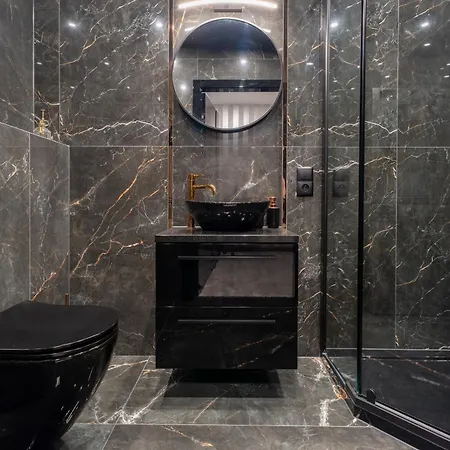 Pure Premium - Free Parking & Ac ורוצלב