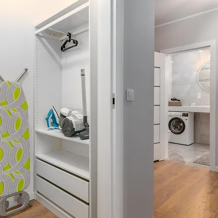 Pure Premium - Free Parking & Ac ורוצלב