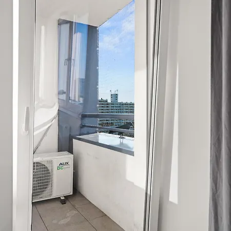 Pure Home Premium Apartments - Parking Free