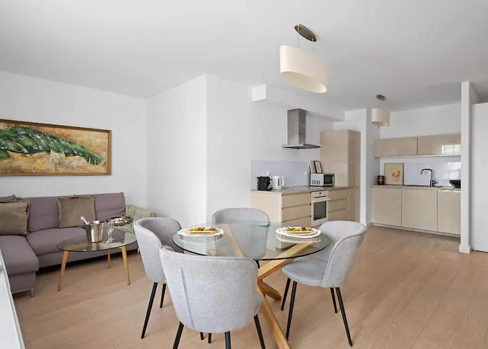 Pure Premium - Free Parking & Ac Appartement *